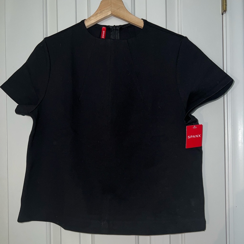 SPANX Women’s The Perfect Funnel Top CrewNeck Short Sleeve Back Zip Size Medium